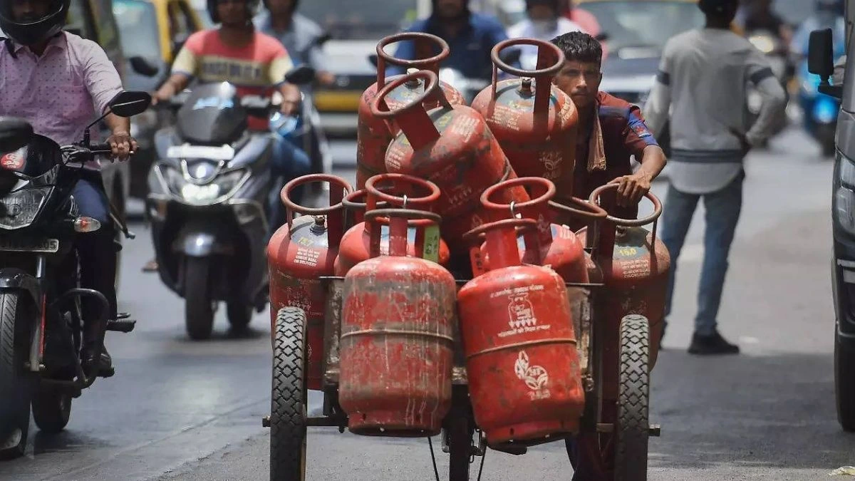 Free LPG Cylinder